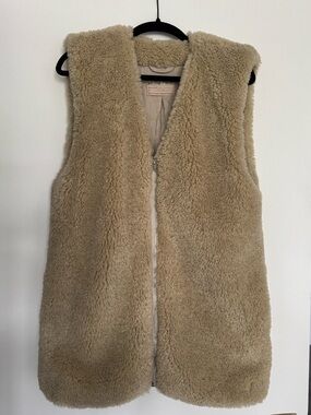 We The Free Beige Teddy oversized Zip-Front Vest